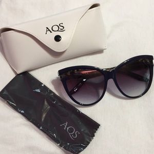 Navy and Cheetah Print AQS Sunglasses Never Worn!